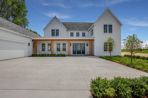 Concrete Driveway Service in Mission Viejo