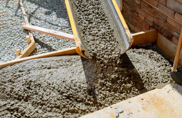 Cement Walkway Pouring in Mission Viejo